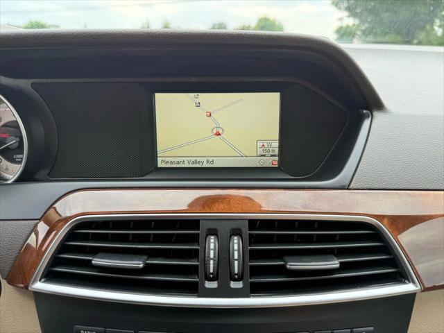 Photo of 2014 White Mercedes-Benz C-Class