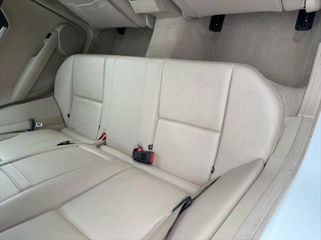 Photo of 2014 White Mercedes-Benz C-Class