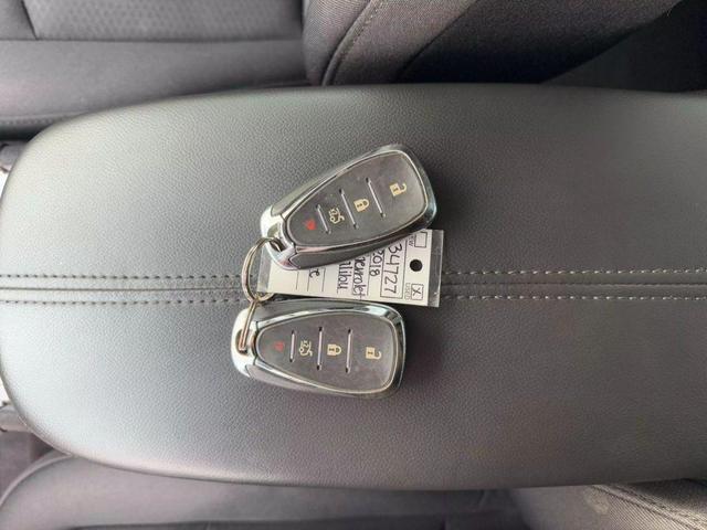 Photo of 2018 White Chevrolet Malibu