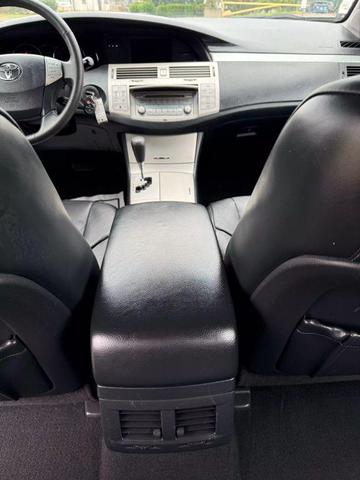 Photo of 2006 Black Toyota Avalon