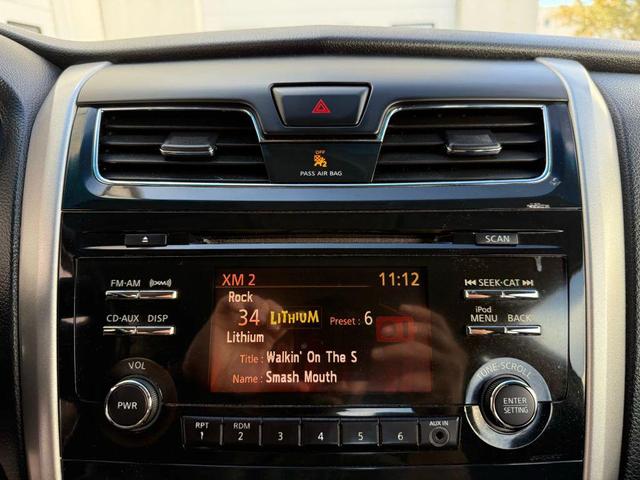 Photo of 2013 Java Metallic Nissan Altima