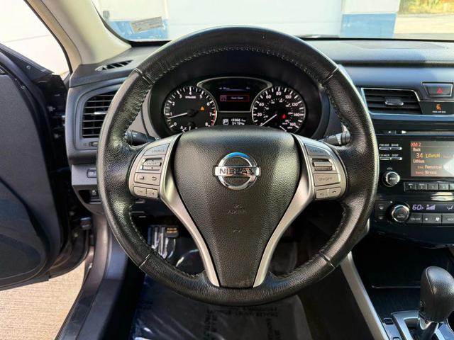 Photo of 2013 Java Metallic Nissan Altima