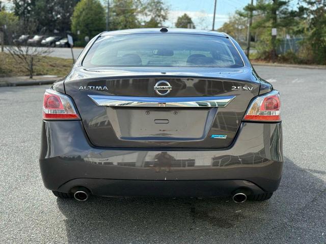 Photo of 2013 Java Metallic Nissan Altima