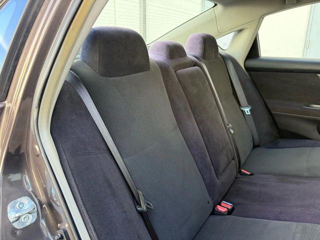Photo of 2013 Java Metallic Nissan Altima
