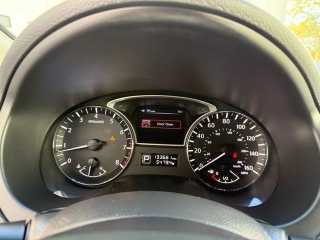 Photo of 2013 Java Metallic Nissan Altima