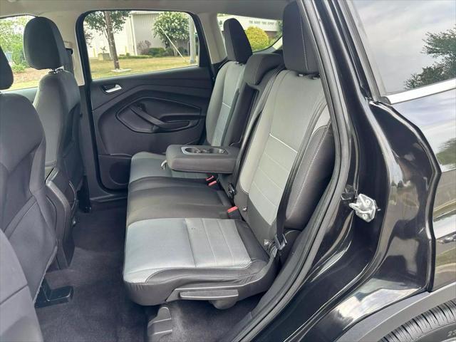 Photo of 2015 Tuxedo Black Ford Escape