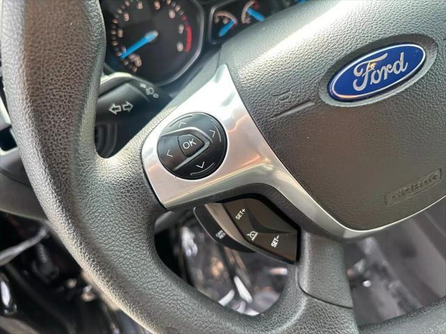 Photo of 2015 Tuxedo Black Ford Escape