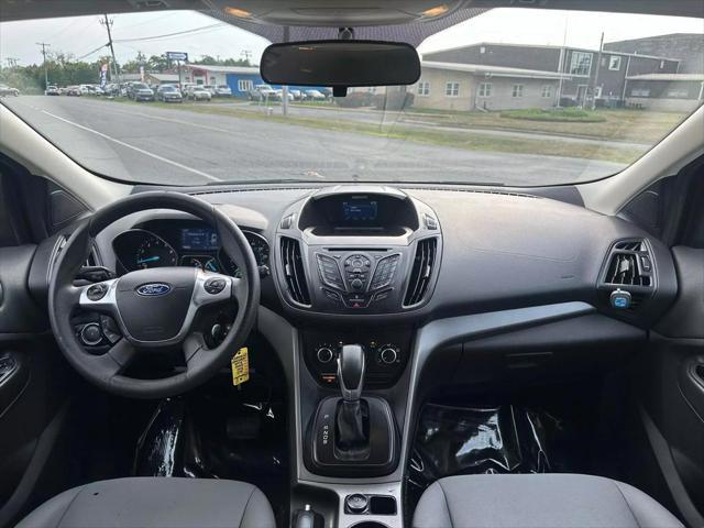 Photo of 2015 Tuxedo Black Ford Escape