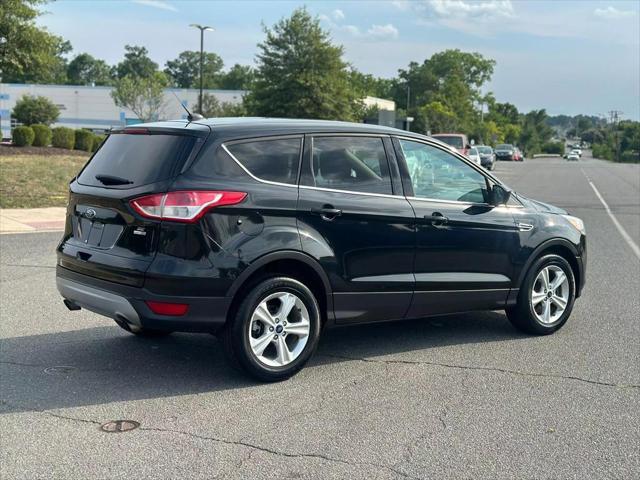 Photo of 2015 Tuxedo Black Ford Escape