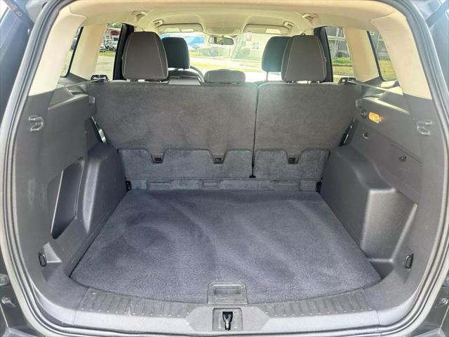 Photo of 2015 Tuxedo Black Ford Escape