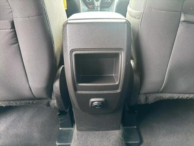 Photo of 2015 Tuxedo Black Ford Escape