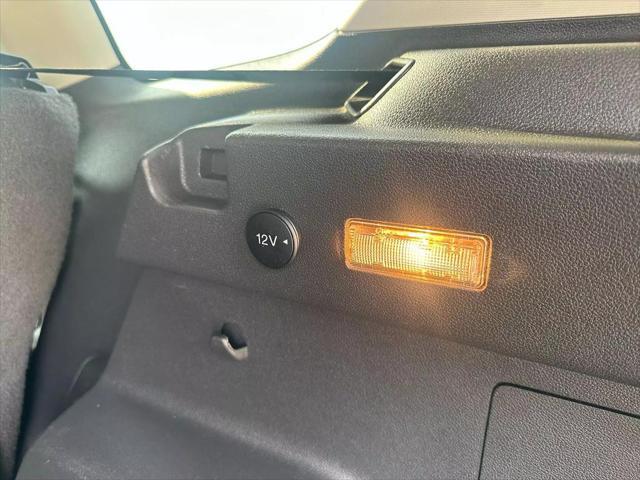 Photo of 2015 Tuxedo Black Ford Escape