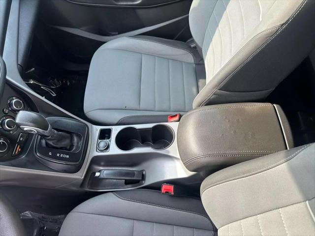 Photo of 2015 Tuxedo Black Ford Escape