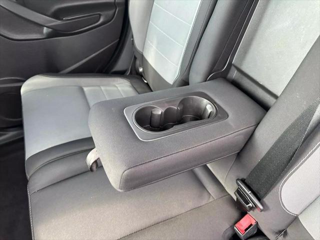 Photo of 2015 Tuxedo Black Ford Escape