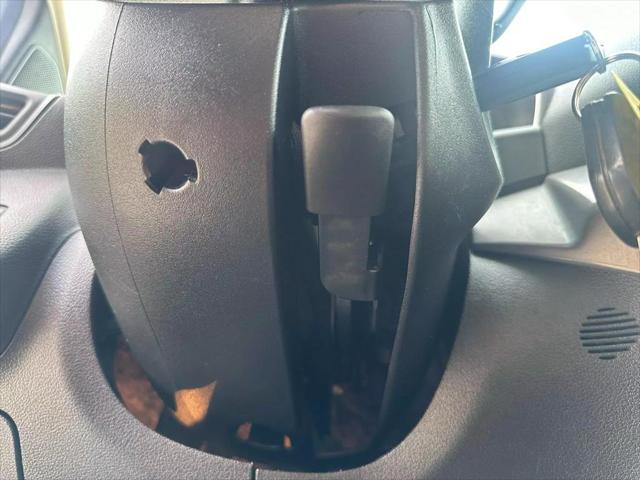 Photo of 2015 Tuxedo Black Ford Escape