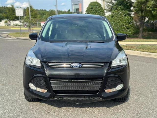 Photo of 2015 Tuxedo Black Ford Escape
