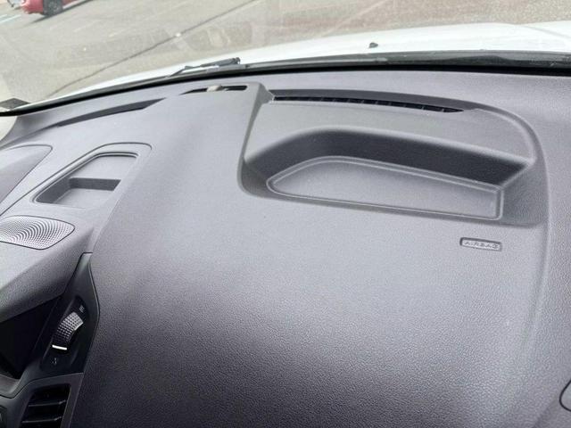 Photo of 2019 Frozen White Ford Transit Connect