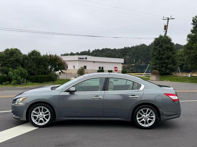 Photo of 2010  Nissan Maxima