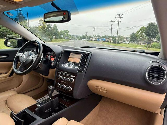 Photo of 2010  Nissan Maxima