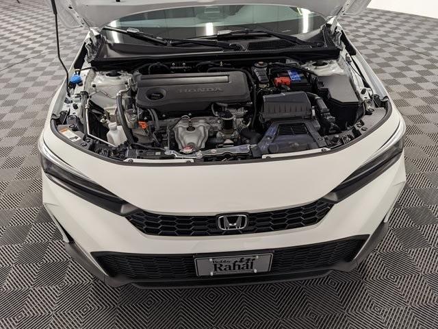 Photo of 2025 Platinum White Pearl Honda Civic