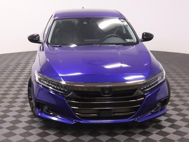 Photo of 2022 Still Night Pearl Honda Accord
