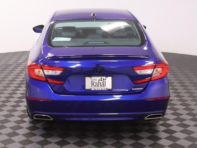 Photo of 2022 Still Night Pearl Honda Accord
