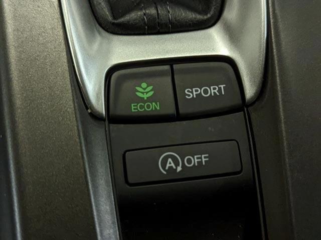 Photo of 2022 Still Night Pearl Honda Accord
