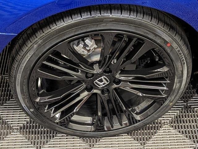 Photo of 2022 Still Night Pearl Honda Accord
