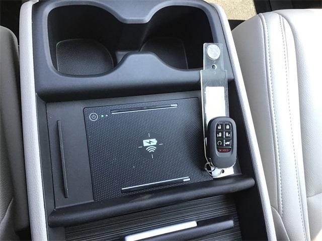 Photo of 2025 Silver Honda Odyssey