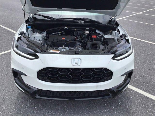 Photo of 2026 Platinum White Honda HR-V