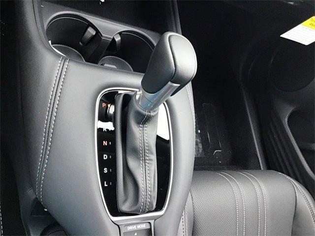 Photo of 2026 Platinum White Honda HR-V