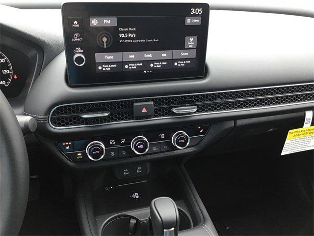 Photo of 2026 Platinum White Honda HR-V