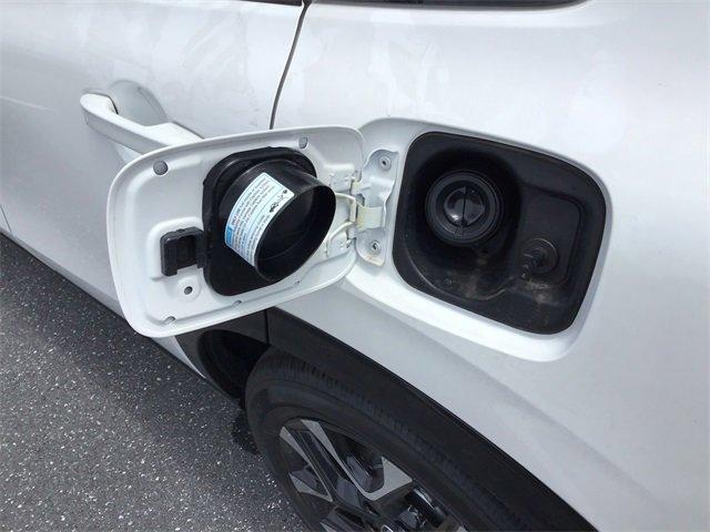 Photo of 2026 Platinum White Honda HR-V