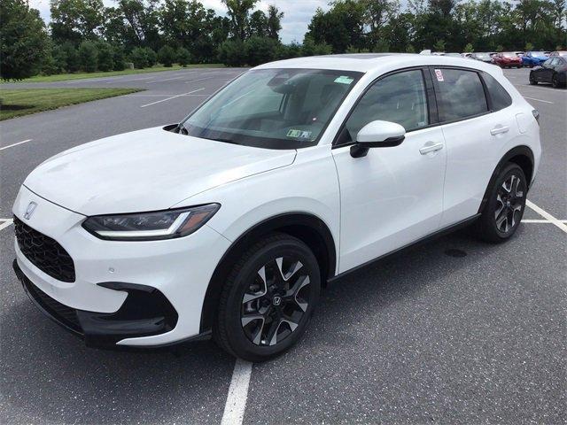 Photo of 2026 Platinum White Honda HR-V