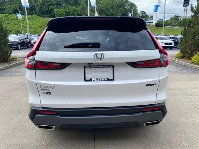 Photo of 2025 Platinum White Pearl Honda CR-V Hybrid