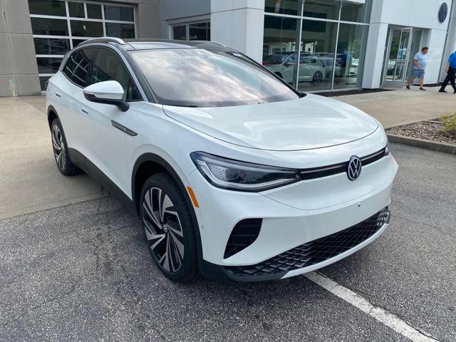 Photo of 2025 Opal White w/Black Roof Volkswagen ID.4