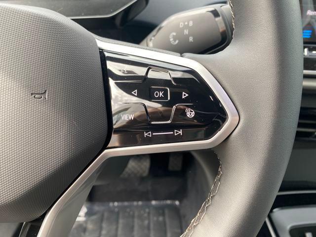 Photo of 2025 Opal White w/Black Roof Volkswagen ID.4