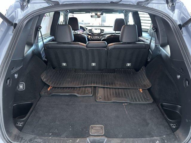 Photo of 2022 Sonic Gray Pearl Honda Passport