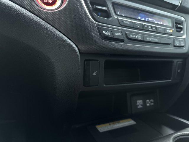 Photo of 2022 Sonic Gray Pearl Honda Passport
