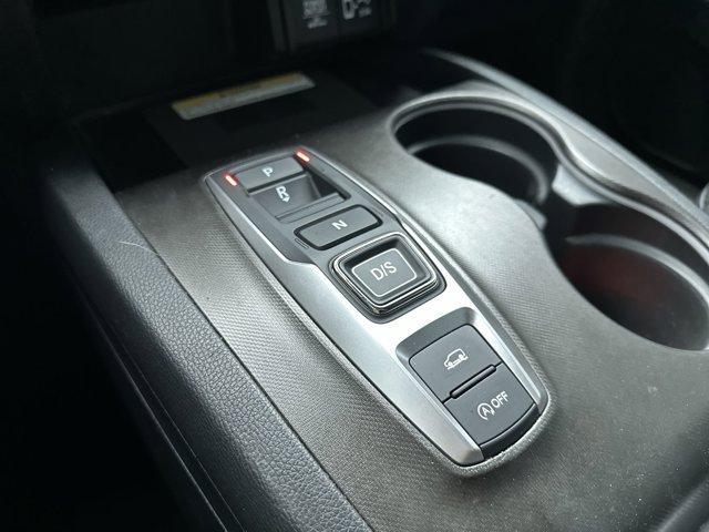 Photo of 2022 Sonic Gray Pearl Honda Passport
