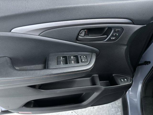 Photo of 2022 Sonic Gray Pearl Honda Passport