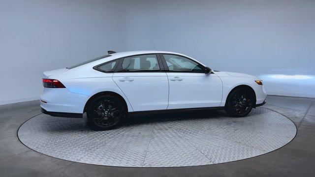 Photo of 2025 Platinum White Pearl Honda Accord
