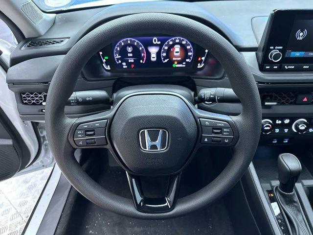 Photo of 2025 Platinum White Pearl Honda Accord