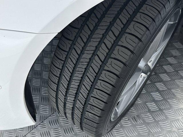 Photo of 2019 Polar White Mercedes-Benz E-Class