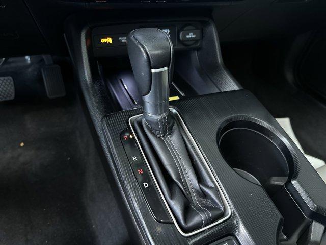 Photo of 2023 Platinum White Pearl Honda Civic