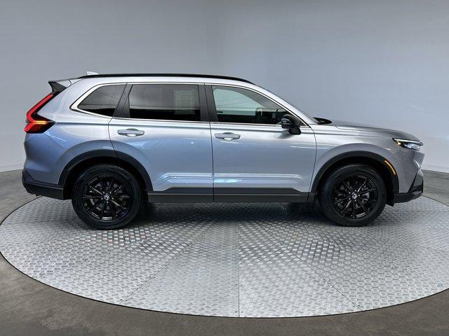 Photo of 2023 Lunar Silver Metallic Honda CR-V Hybrid