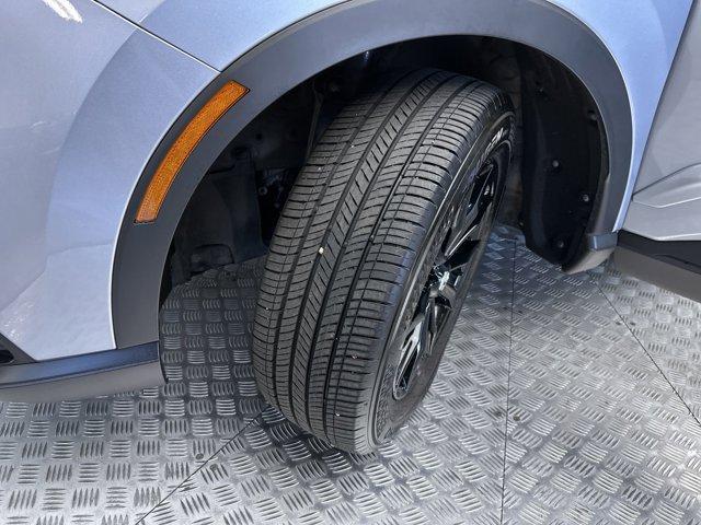 Photo of 2023 Lunar Silver Metallic Honda CR-V Hybrid