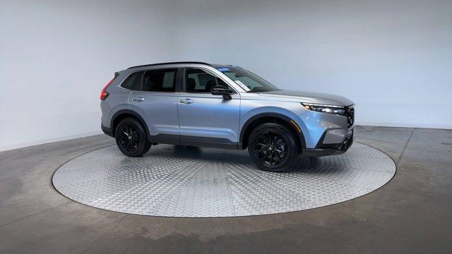 Photo of 2023 Lunar Silver Metallic Honda CR-V Hybrid