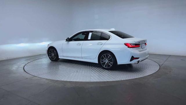 2019 BMW 330