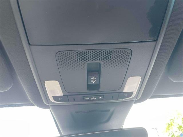 Photo of 2023 Blue Honda CR-V Hybrid